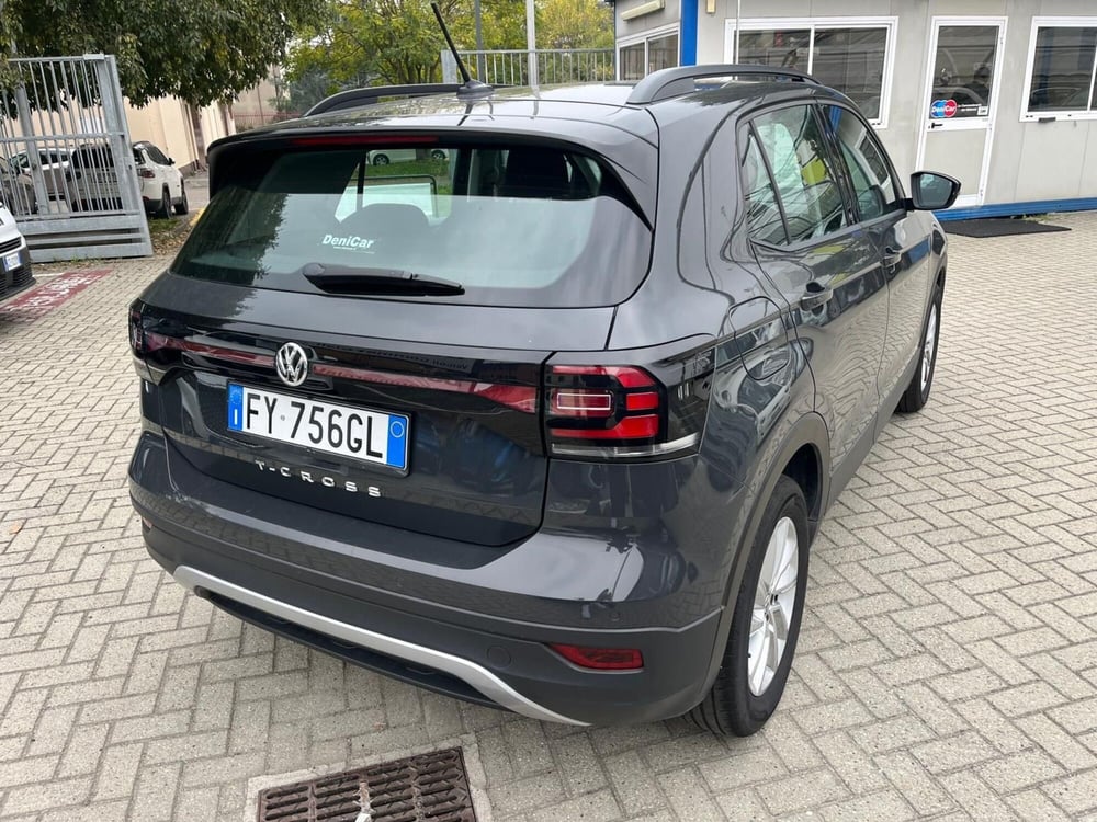 Volkswagen T-Cross usata a Milano (6)