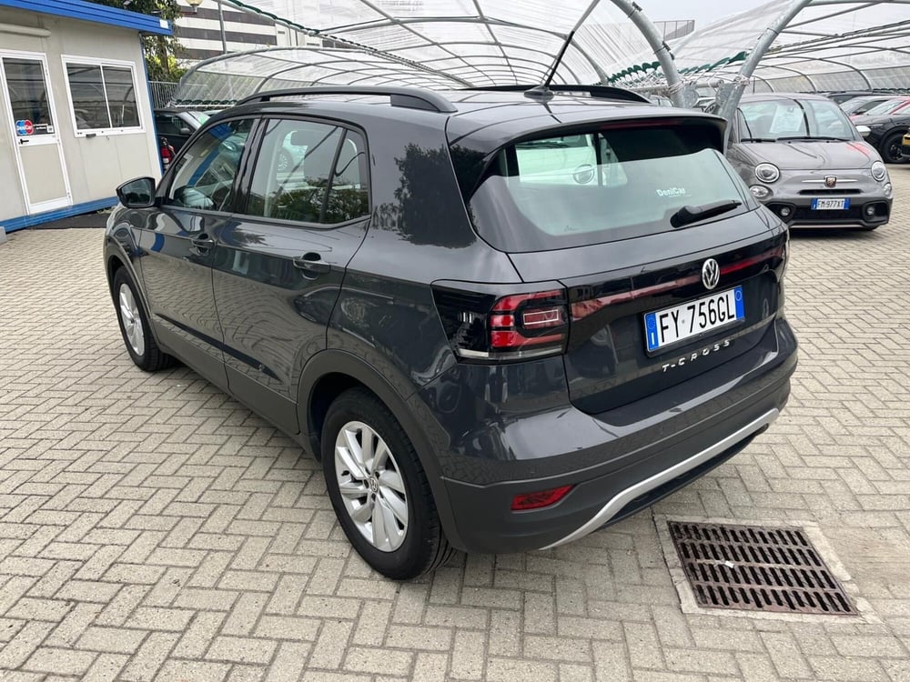 Volkswagen T-Cross usata a Milano (7)