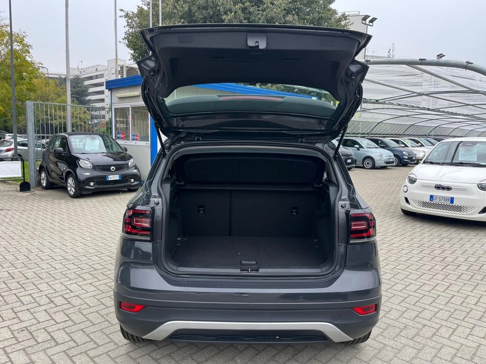 Volkswagen T-Cross usata a Milano (9)