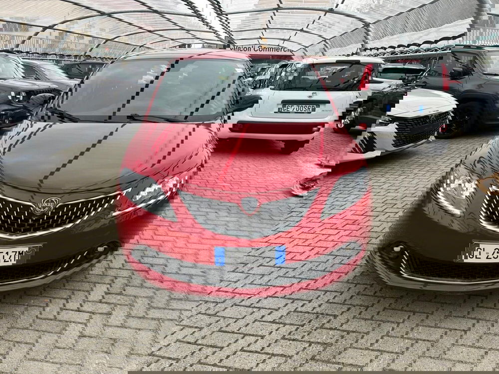 Lancia Ypsilon usata a Milano (2)
