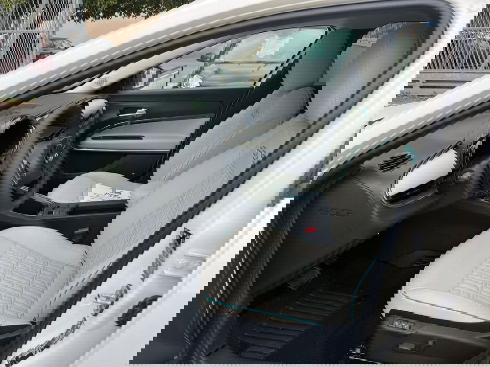 Fiat 600 nuova a Milano (13)