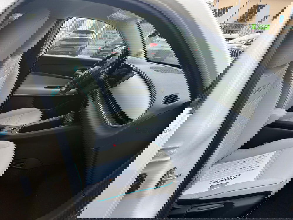 Fiat 600 nuova a Milano (14)