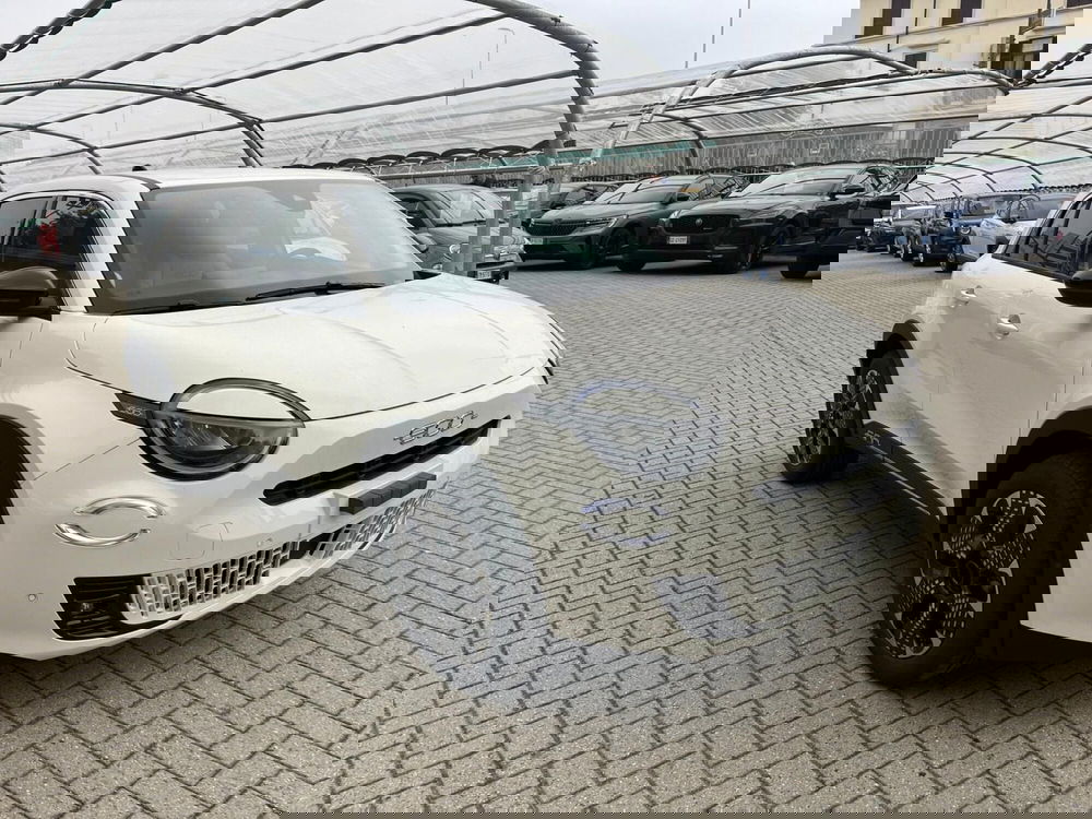 Fiat 600 nuova a Milano (3)