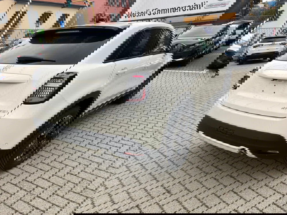 Fiat 600 nuova a Milano (7)