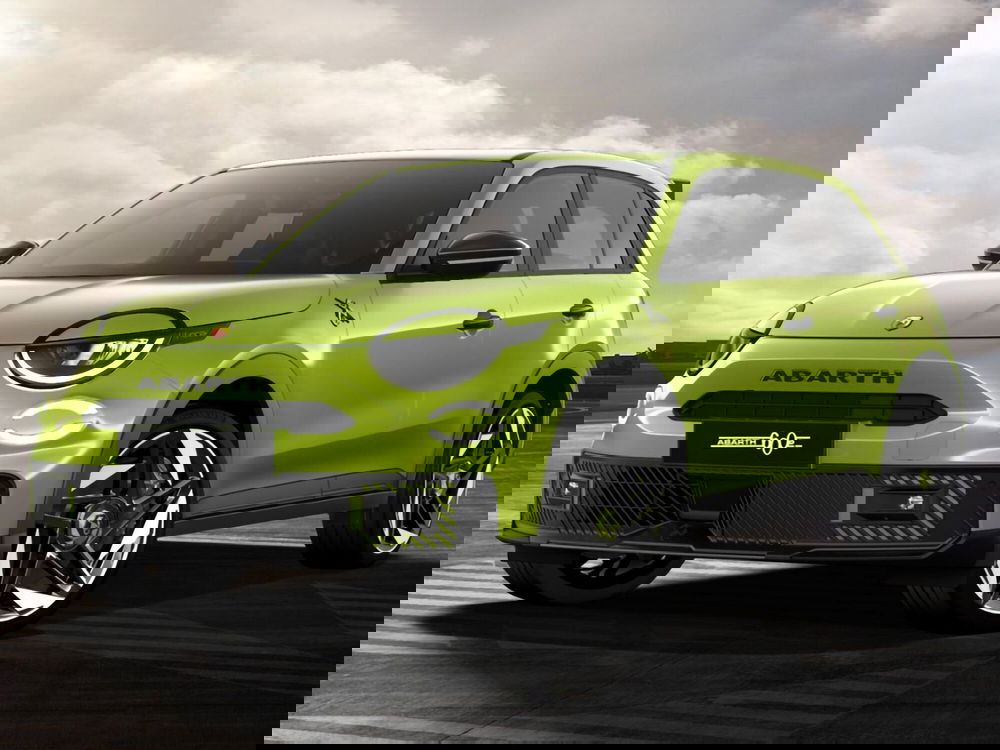 Abarth 600e nuova a Caserta
