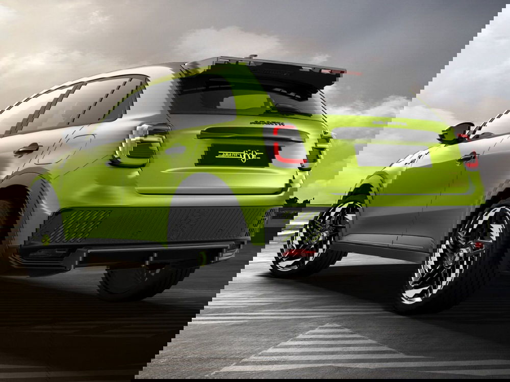 Abarth 600e nuova a Caserta (3)