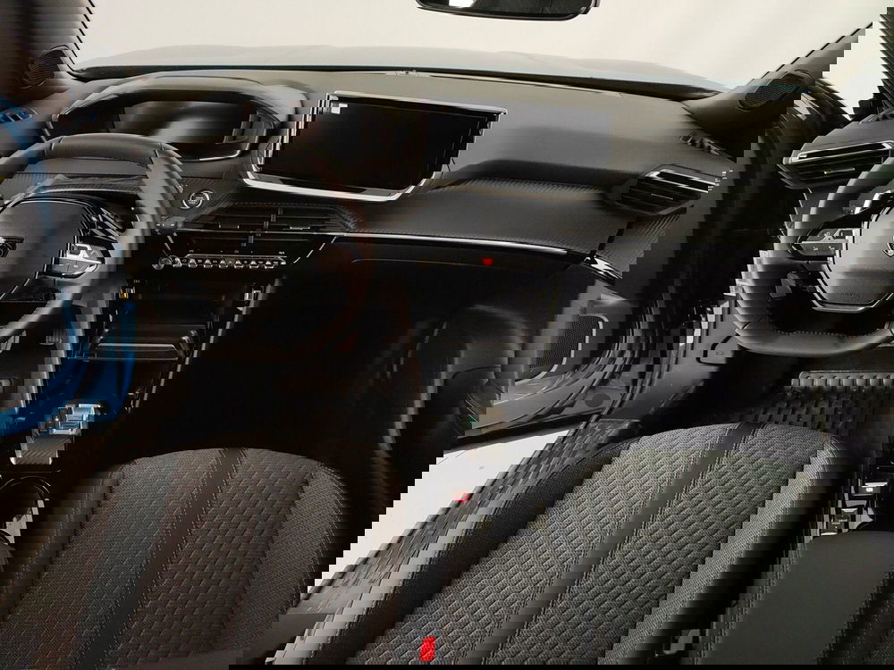 Peugeot 2008 nuova a Caserta (15)