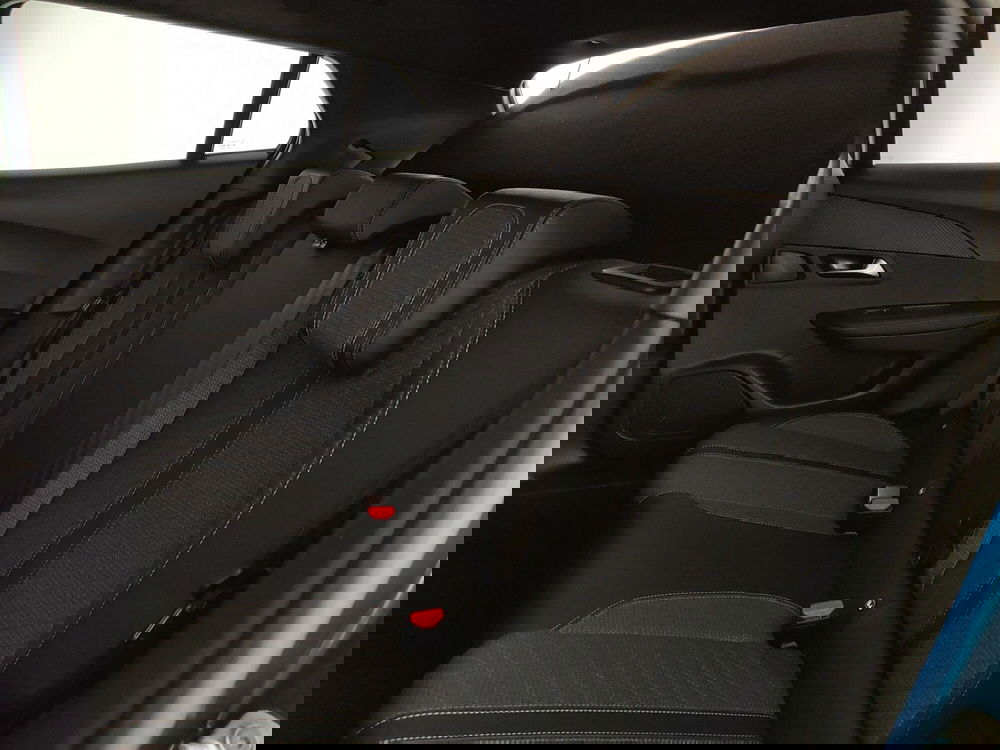 Peugeot 2008 nuova a Caserta (19)