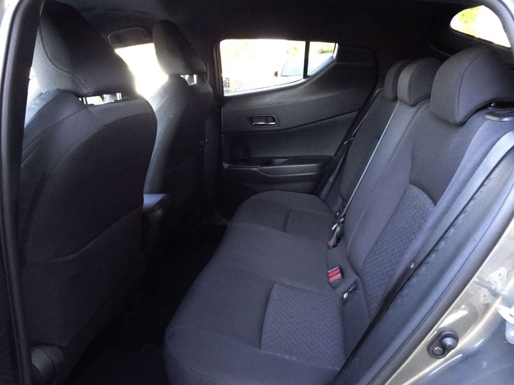Toyota Toyota C-HR usata a Treviso (11)