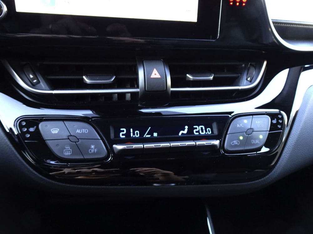 Toyota Toyota C-HR usata a Treviso (17)