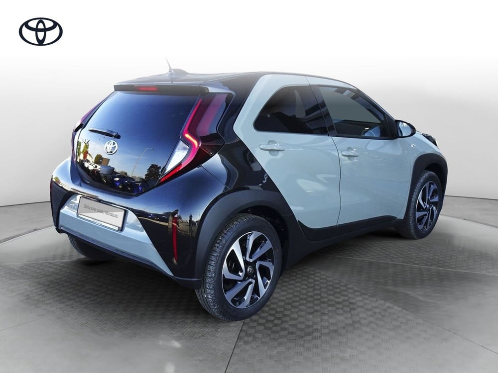 Toyota Aygo X nuova a Treviso (7)