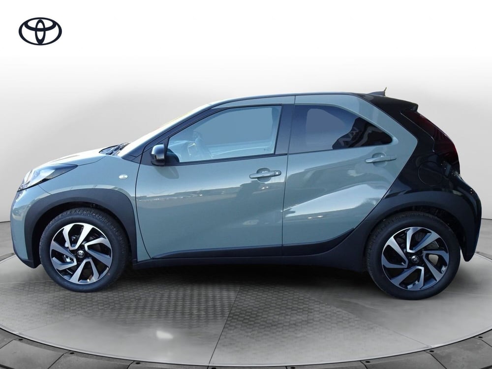 Toyota Aygo X nuova a Treviso (8)