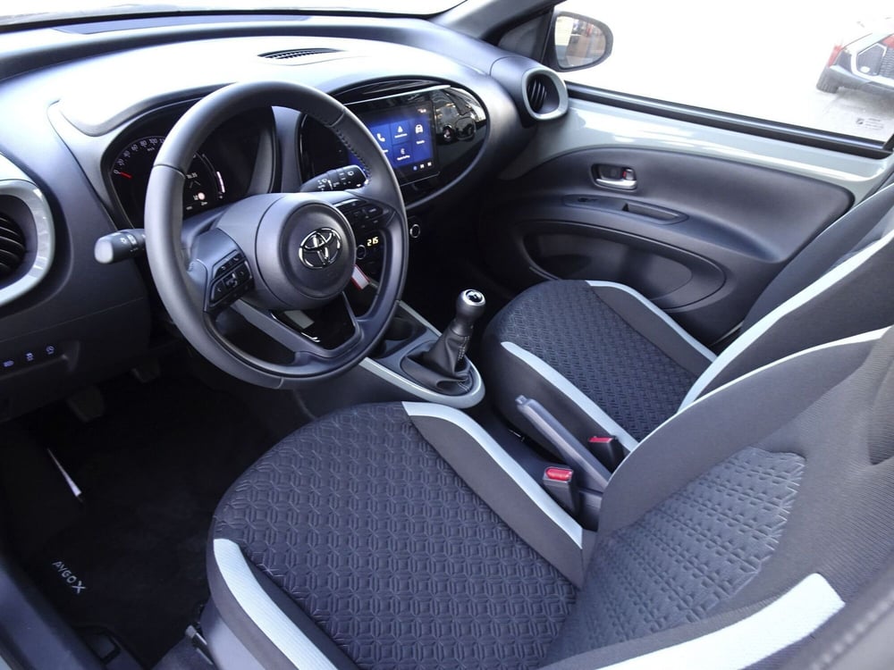 Toyota Aygo X nuova a Treviso (9)