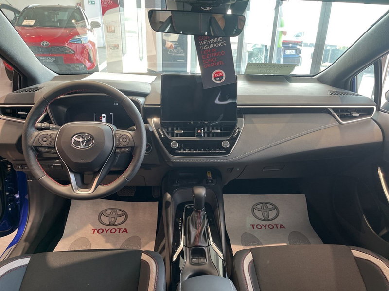 Toyota Corolla Touring Sports nuova a Catania (10)