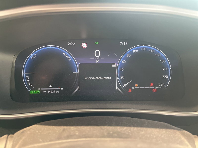 Toyota Corolla Touring Sports nuova a Catania (12)