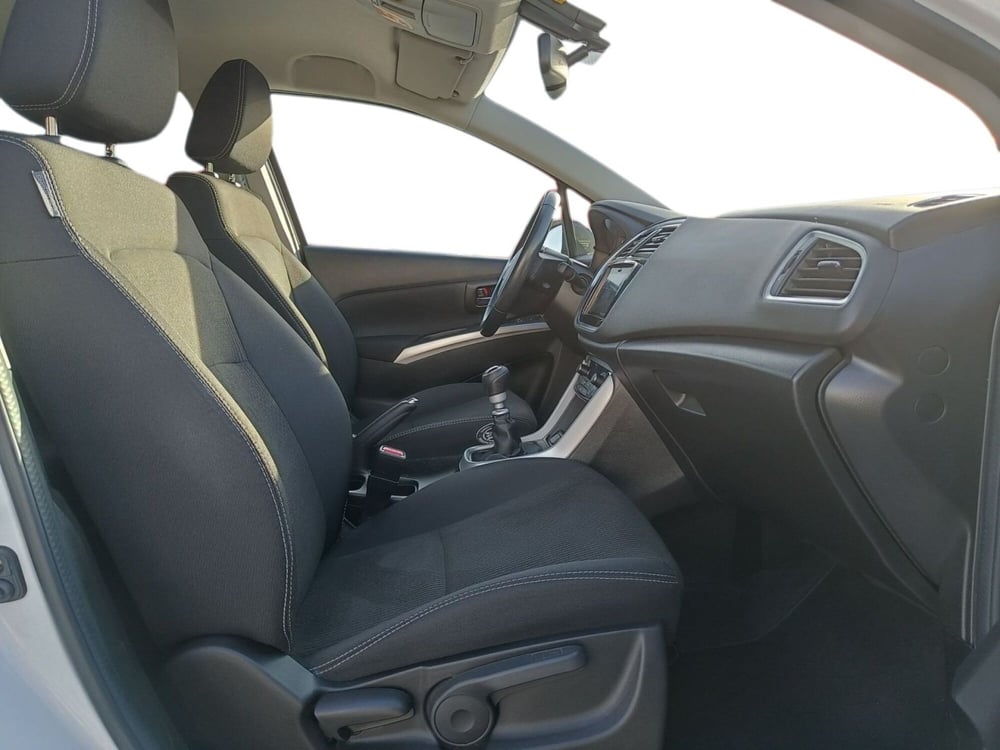 Suzuki S-Cross usata a Prato (13)