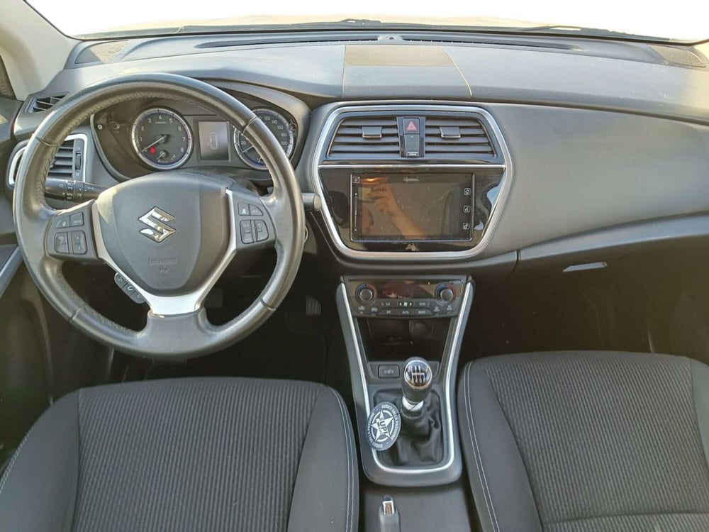 Suzuki S-Cross usata a Prato (8)