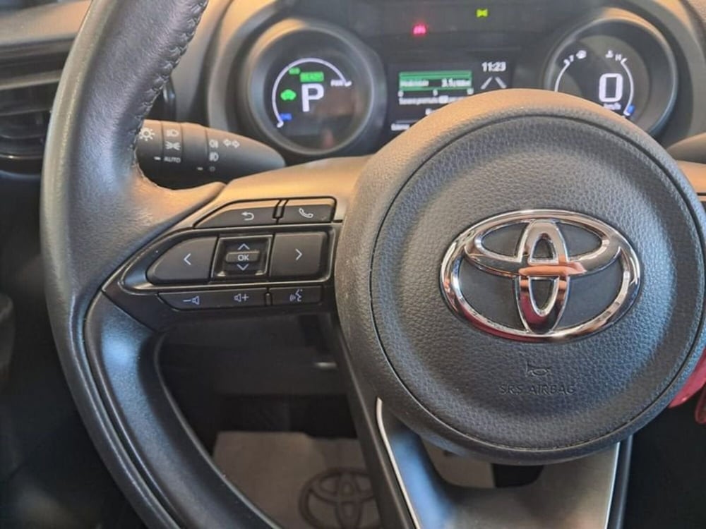 Toyota Yaris Cross usata a Cagliari (12)