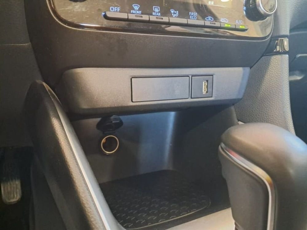 Toyota Yaris Cross usata a Cagliari (18)
