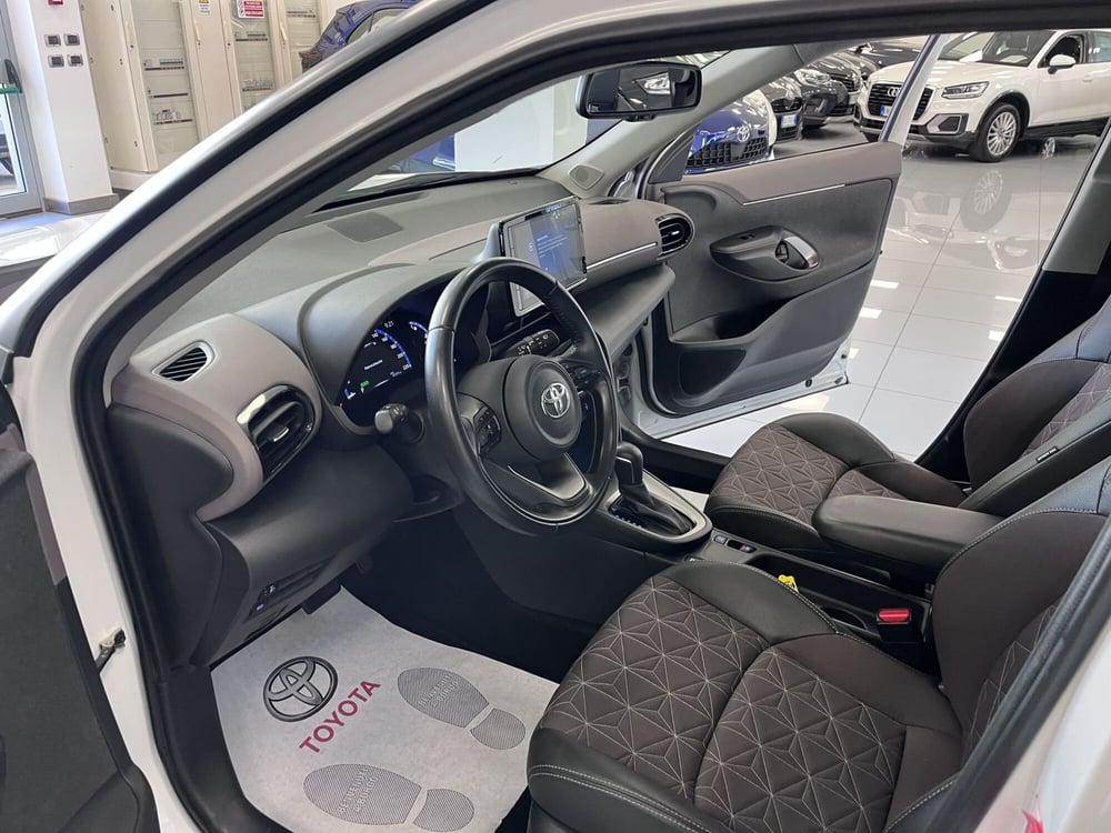 Toyota Yaris Cross usata a Prato (7)