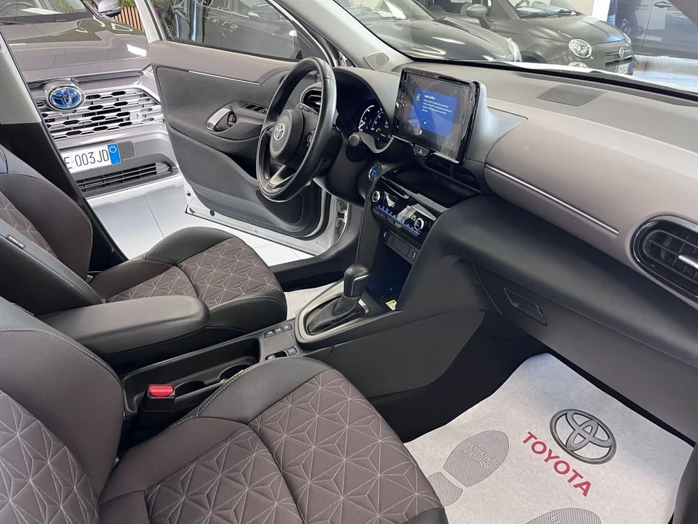 Toyota Yaris Cross usata a Prato (8)