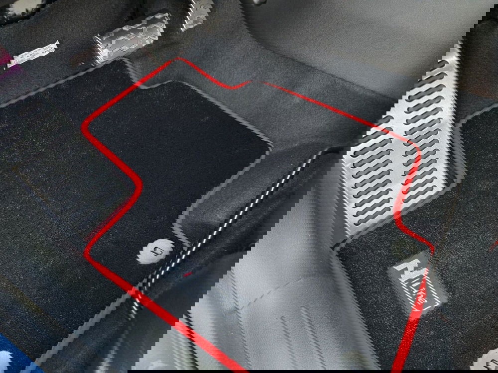 Hyundai i20 nuova a Pistoia (14)