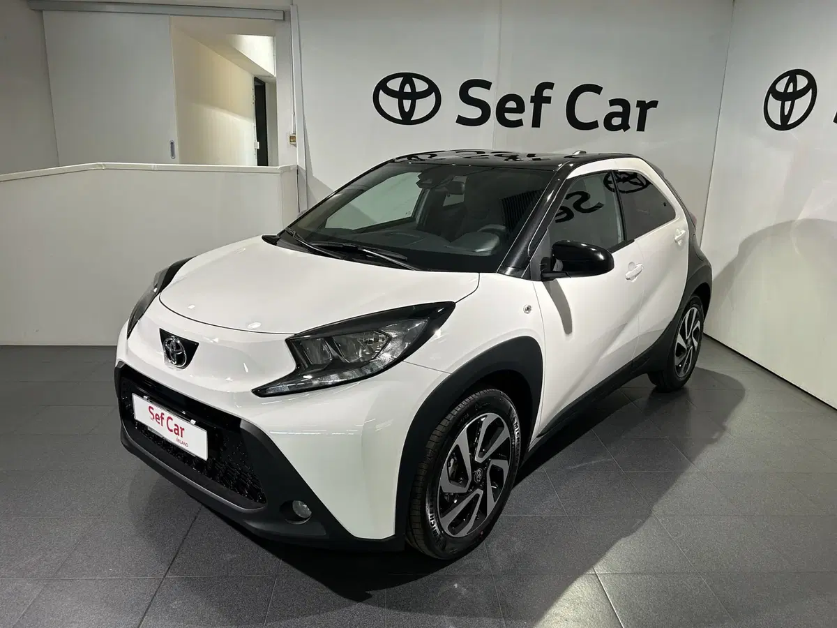 Toyota Aygo X nuova a Milano
