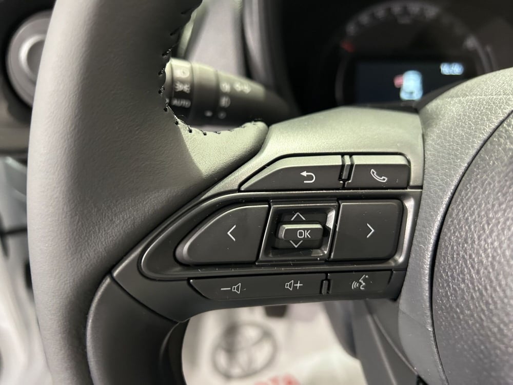 Toyota Aygo X nuova a Milano (15)