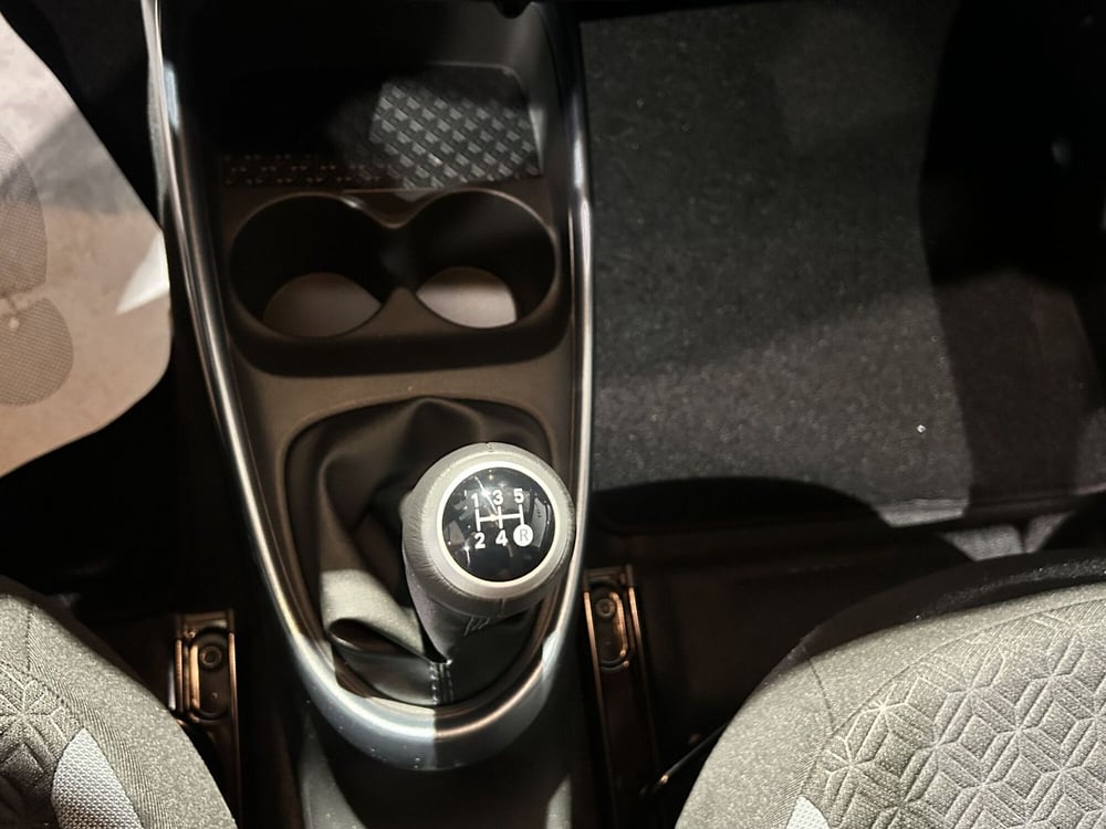 Toyota Aygo X nuova a Milano (11)