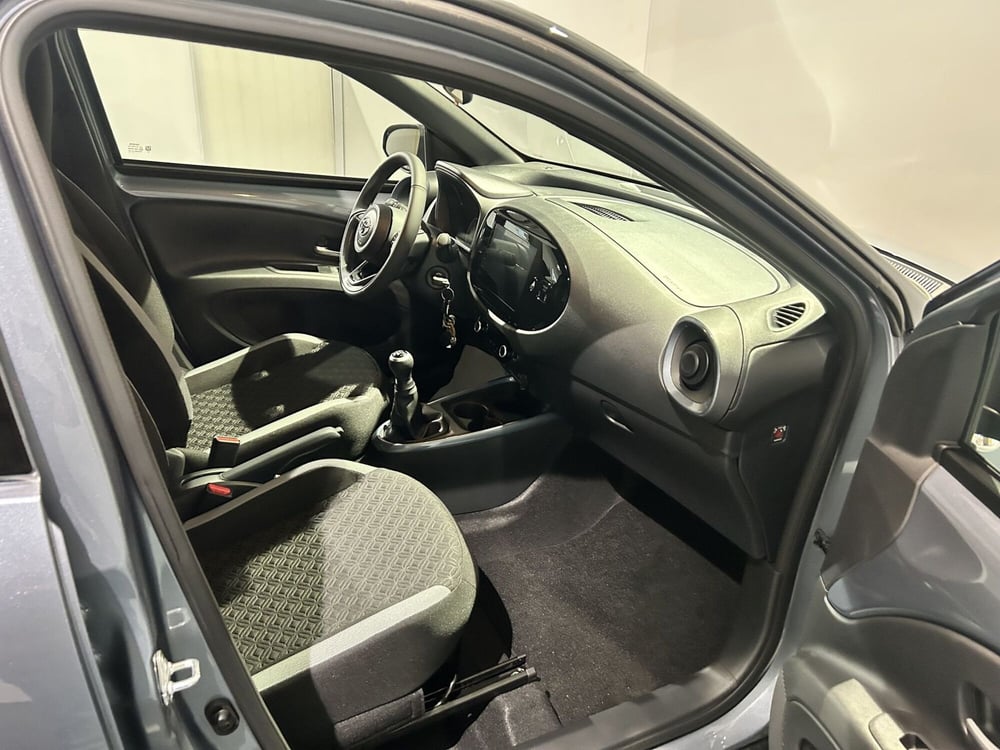 Toyota Aygo X nuova a Milano (12)