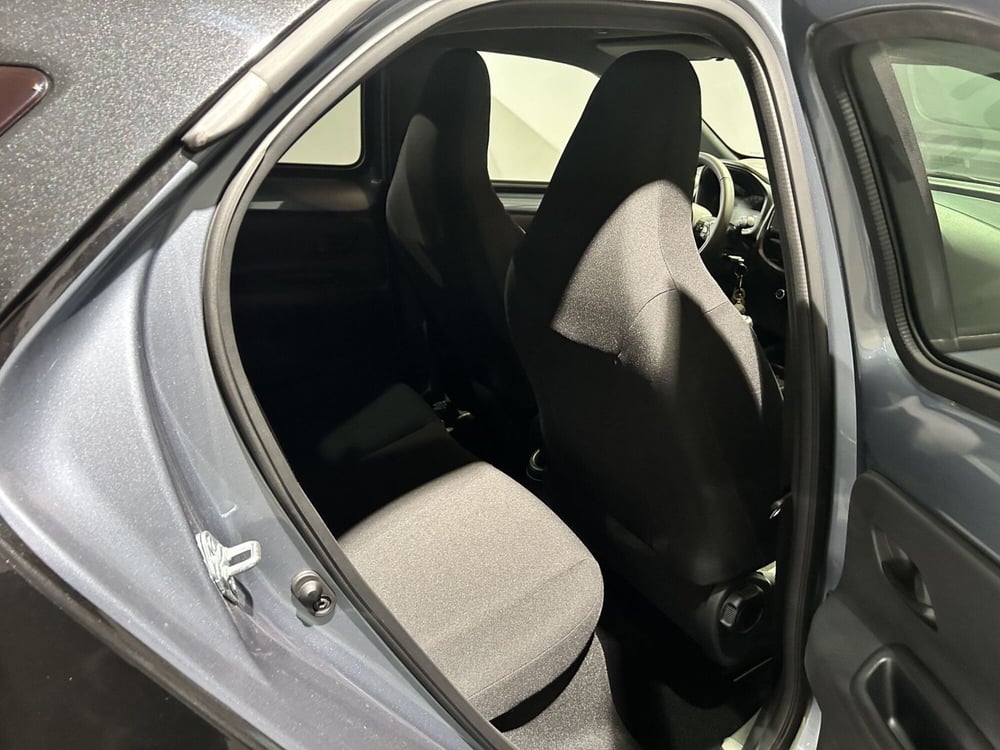 Toyota Aygo X nuova a Milano (13)