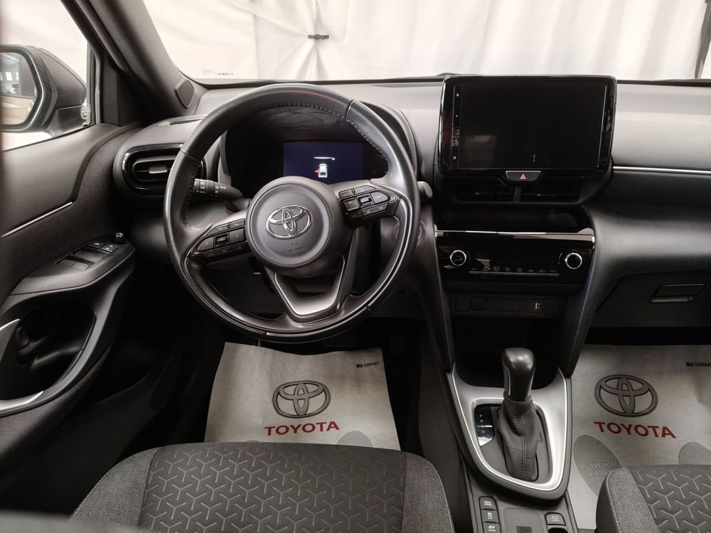Toyota Yaris Cross usata a Frosinone (10)