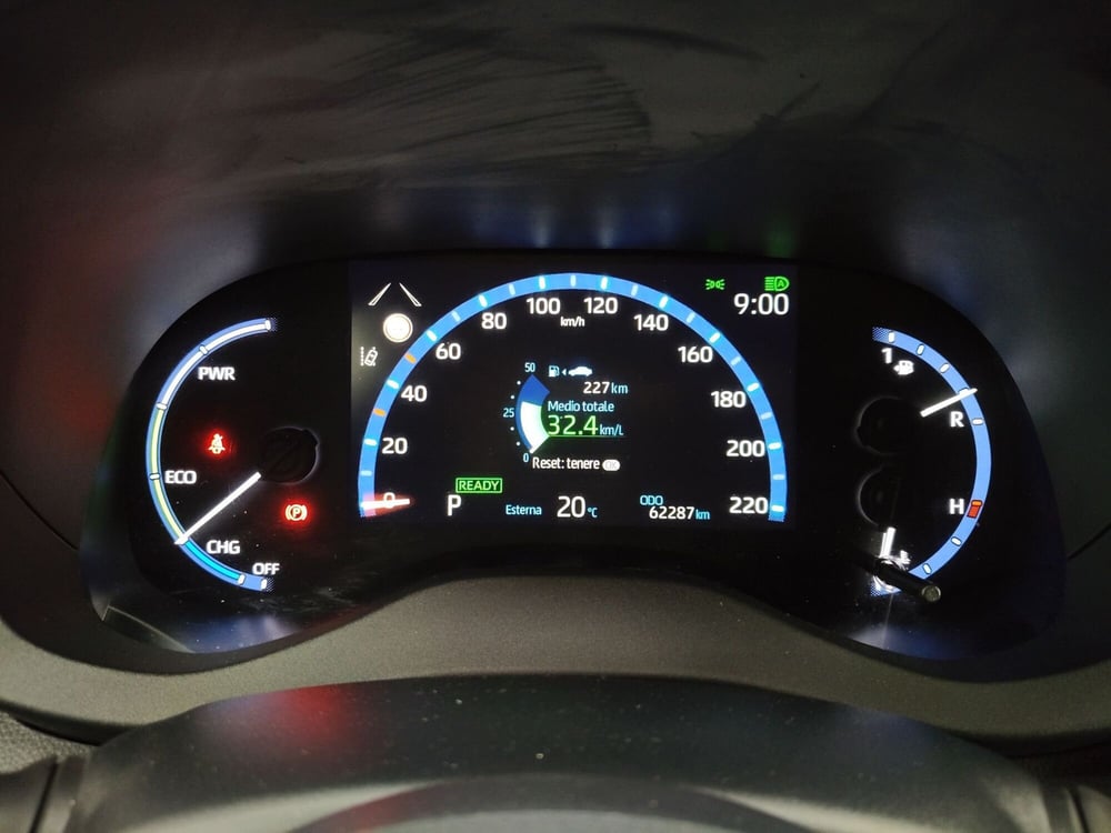 Toyota Yaris Cross usata a Frosinone (17)