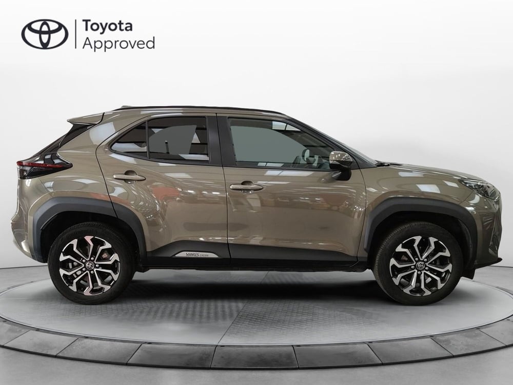 Toyota Yaris Cross usata a Frosinone (18)