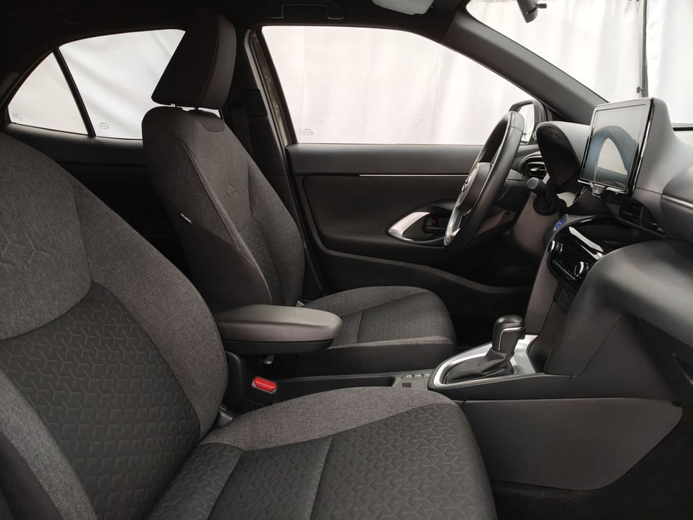 Toyota Yaris Cross usata a Frosinone (6)