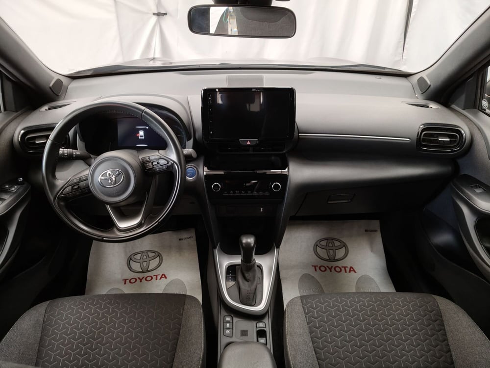 Toyota Yaris Cross usata a Frosinone (9)