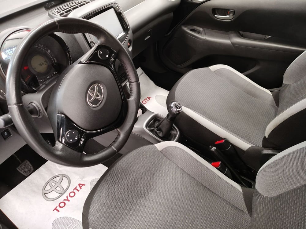 Toyota Aygo usata a Roma (12)