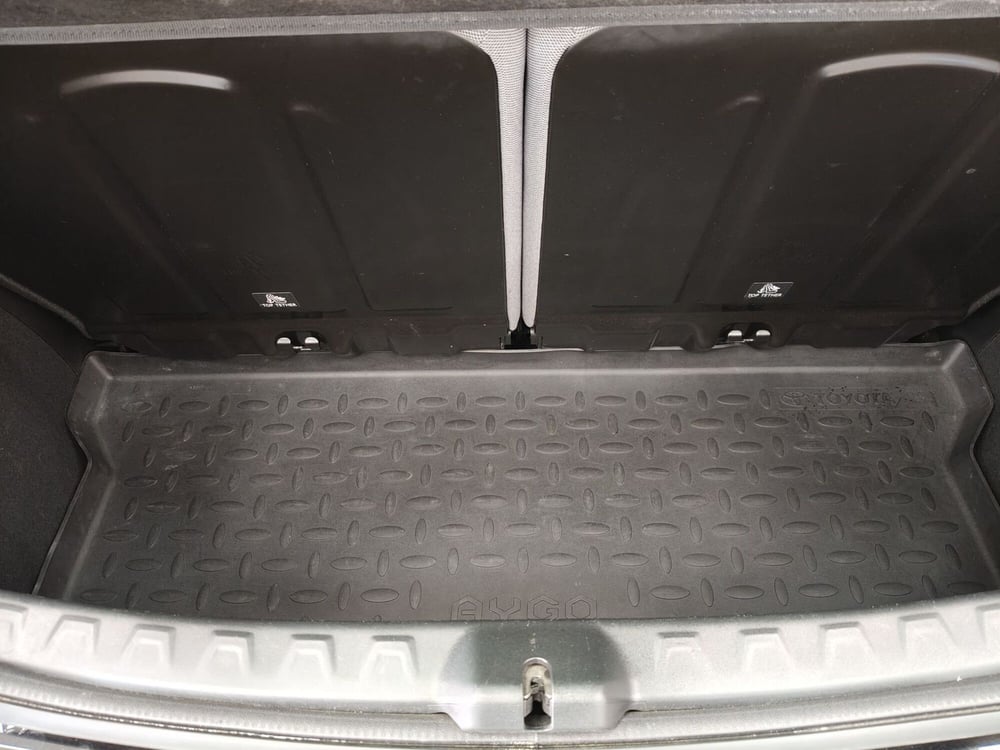 Toyota Aygo usata a Roma (13)