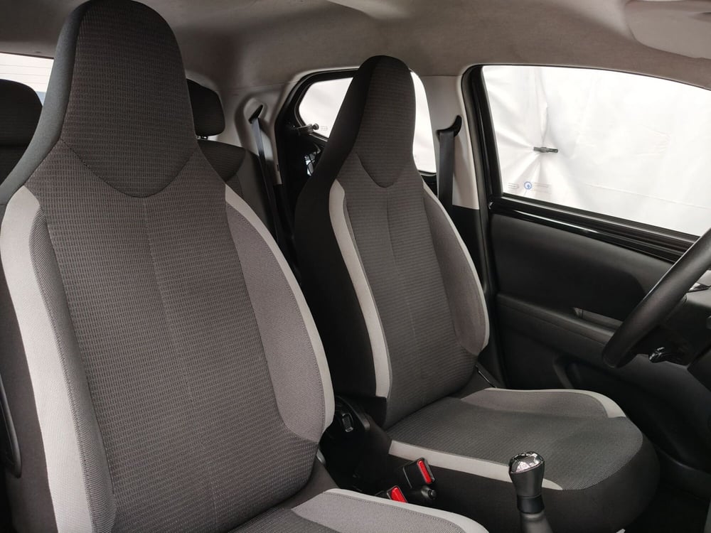 Toyota Aygo usata a Roma (7)