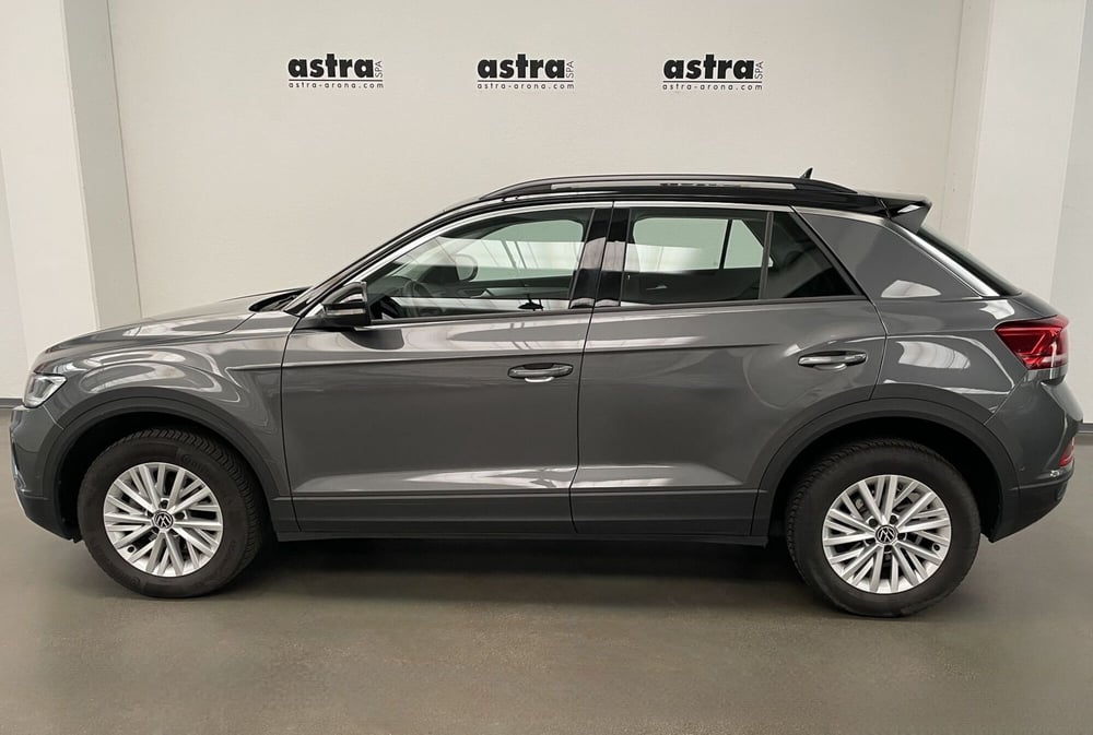 Volkswagen T-Roc usata a Novara (6)