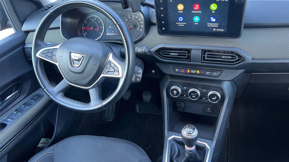 Dacia Jogger usata a Viterbo (11)