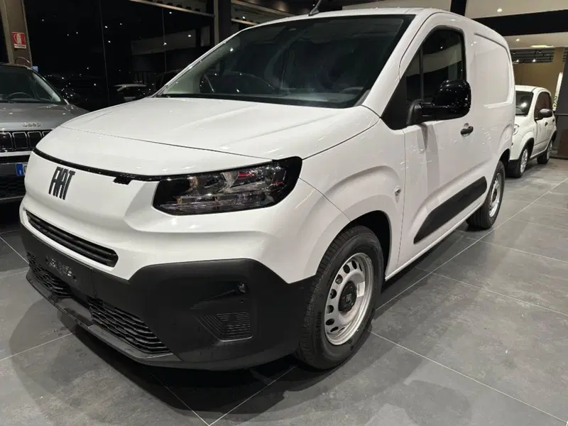 Fiat e-Doblò Furgone nuova a Firenze (13)