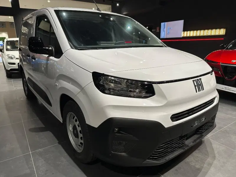 Fiat e-Doblò Furgone nuova a Firenze (14)