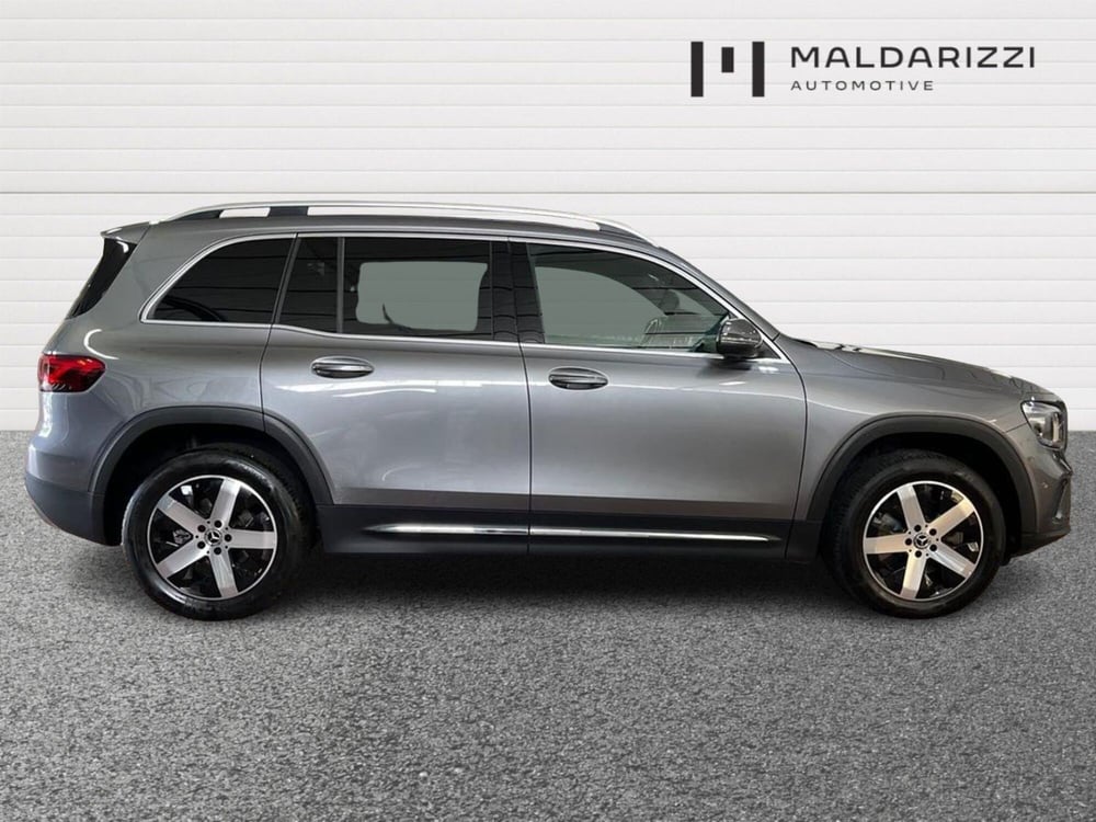 Mercedes-Benz GLB usata a Bari (5)