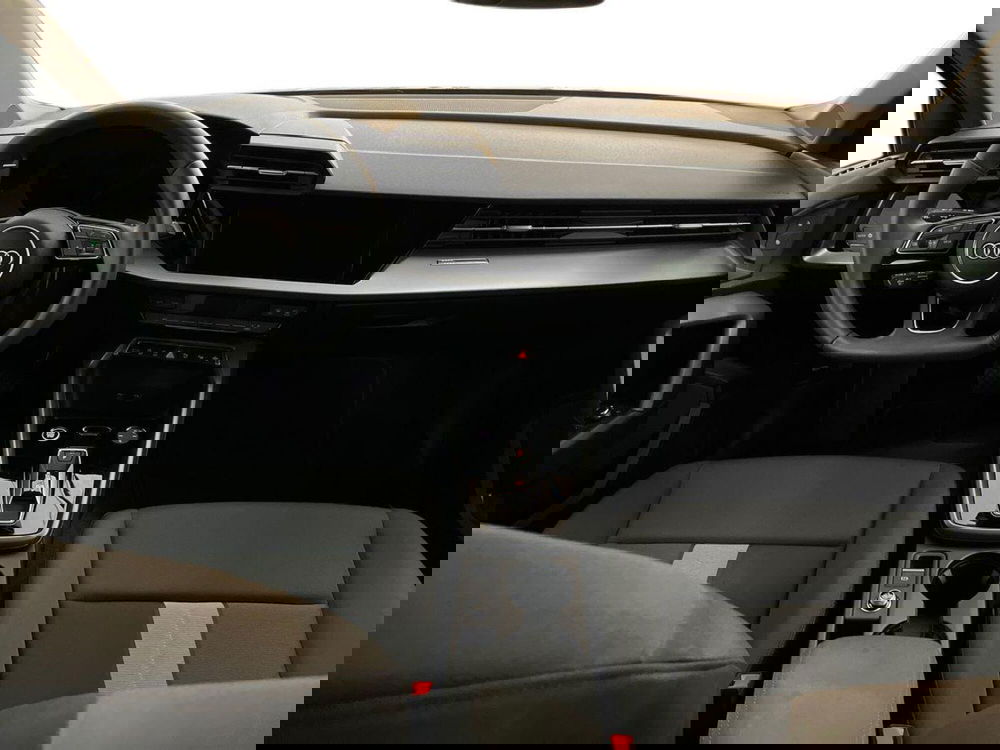 Audi A3 allstreet usata a Bari (18)