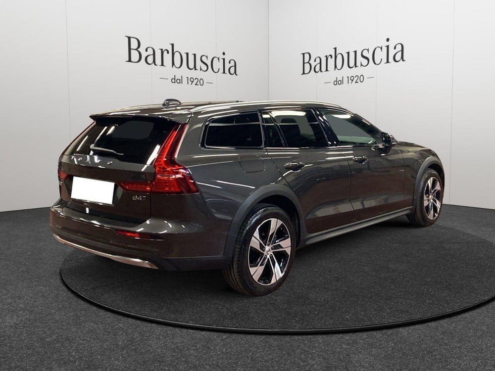 Volvo V60 Cross Country usata a Pescara (3)