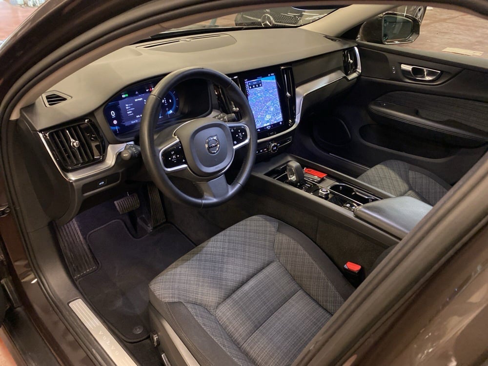 Volvo V60 Cross Country usata a Pescara (6)