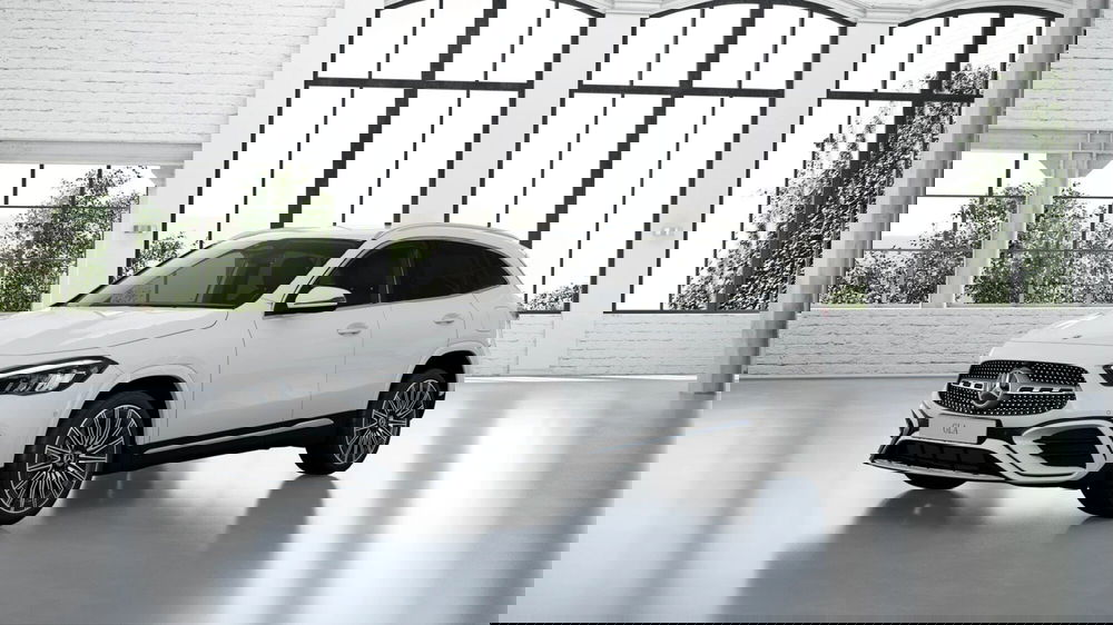 Mercedes-Benz GLA SUV nuova a Pescara