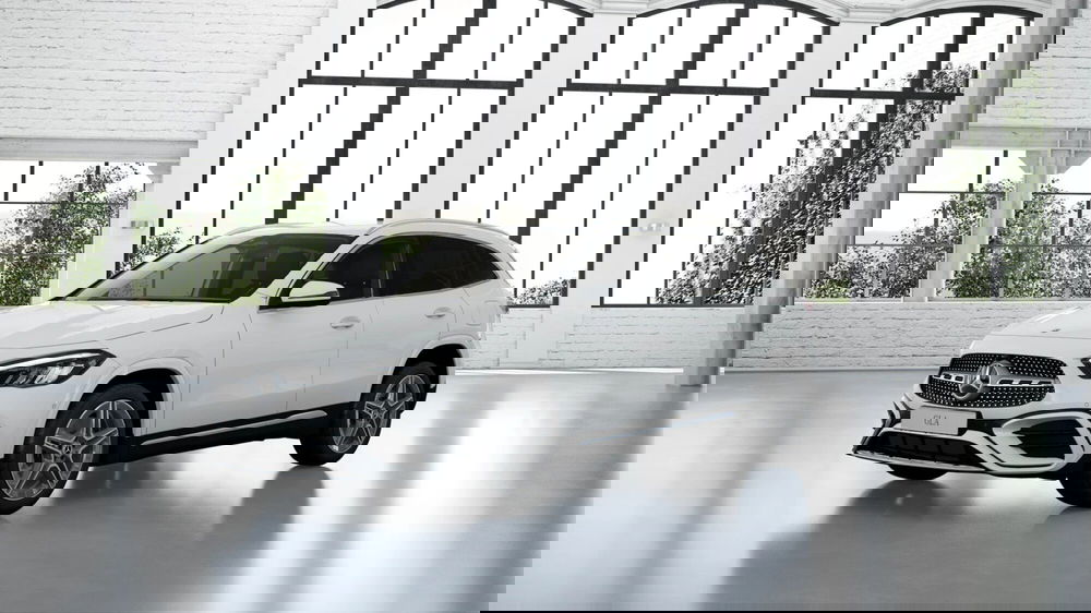 Mercedes-Benz GLA SUV nuova a Pescara