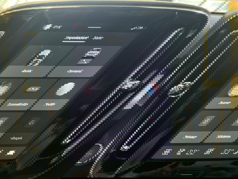 Volvo XC40 nuova a Como (13)